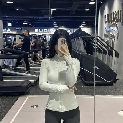 梁志